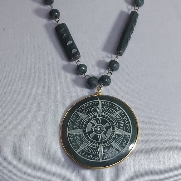 Mayan Sundial Green Dyed Alabaster Medallion Sculpted bars and round beads - Picture 8 of 15